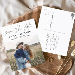 Spara datum Boho-minimalistfotomodern Vykort<br><div class="desc">Hämta kärnan i din kärlek-artikel med vårt Spara det datumbaserade Boho-minimalistiska fotomoderna vykortet. Detta vykort är en kombination av minimalism och karm för contemporary, och skapar det perfekten för att tillkännage ert kommande bröllop. Med ditt omhuldade foto av förlovningen blir det här vykortet ett påtagligt minne som dina kära kan...</div>
