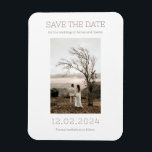 Spara datum Bröllop Förlovning Inbjudan-minimalist Magnet<br><div class="desc">Redigera datum,  foto och namn till ditt eget.</div>