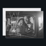 Spara datum i Art Deco | Foto Inbjudan<br><div class="desc">Anpassa ditt eget 5 x 7-kort. Klicka på knappen Anpassa för att infoga teckningar, mönster eller foton för att skapa ett unikt inbjudan-kort 5 x 7! Prova att lägga till text med coola typsnitt och se en förhandsgranskning av hur du skapar! Vårt enkla att anpassa 5 x 7-inbjudan-kort har inga...</div>