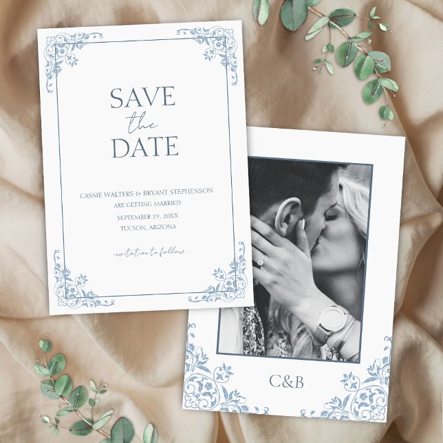 Spara datum med minsta möjliga blått och vitt shab inbjudningar (Elegant blue and white save the date for wedding announcement with photo, minimalist monogram theme)