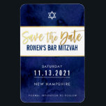 SPARA DATUMET för det moderna mörk blått mitzvah g Magnet<br><div class="desc">med kat masard >> kat@simplysweetPAPERIE.com <<< Ett trendigs inbjudningsutkast för att SPARA DATUM för ditt barns PUB MITZVAH-inställningar som mall är det enkelt för dig att lägga till egna uppgifter eller slått anpassningsknappen och du kan lägga till eller ändra text, typsnitt, storlekar etc. TIP: 1. Om du vill ändra/flytta grafik/ändra...</div>