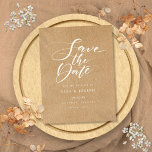 Spara datumet med det minimalistiska skriptet Rust Meddelande Vykort<br><div class="desc">Den här minimalisten sparar datumkortet med ett elegant-skript som sparar datumet ovanför dina uppgifter i elegant-typografi på en bakgrund av kraftkraft. Designad av Thisisnotme©</div>