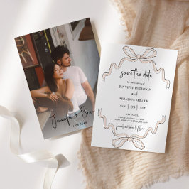 Spara datumfoto i Hand plockade-fältet Inbjudningar