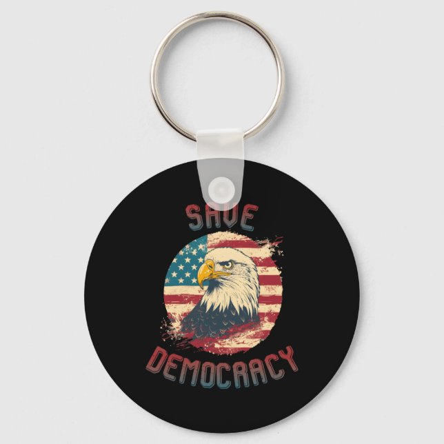 Spara Democracy Sticker1 Nyckelring (Framsida)