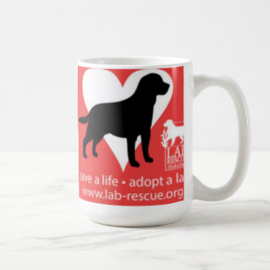 Spara ett liv adopterar en labbmugg som är svart kaffemugg