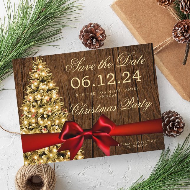 Spara för Rustic Julafton Helgdag | Träd & Red Rib Meddelande Vykort (Rustic Xmas Holiday Save Date | Tree & Red Ribbon Announcement Postcard)