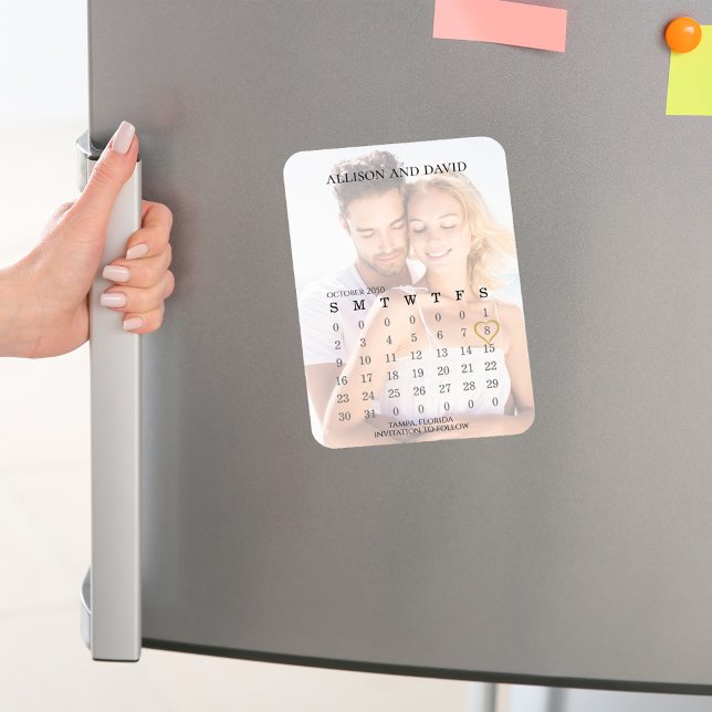 Spara kalenderfoto för datum Bröllop 6 rad Magnet (Wedding save-the-date photo magnet with an elegant and simple calendar layout.)