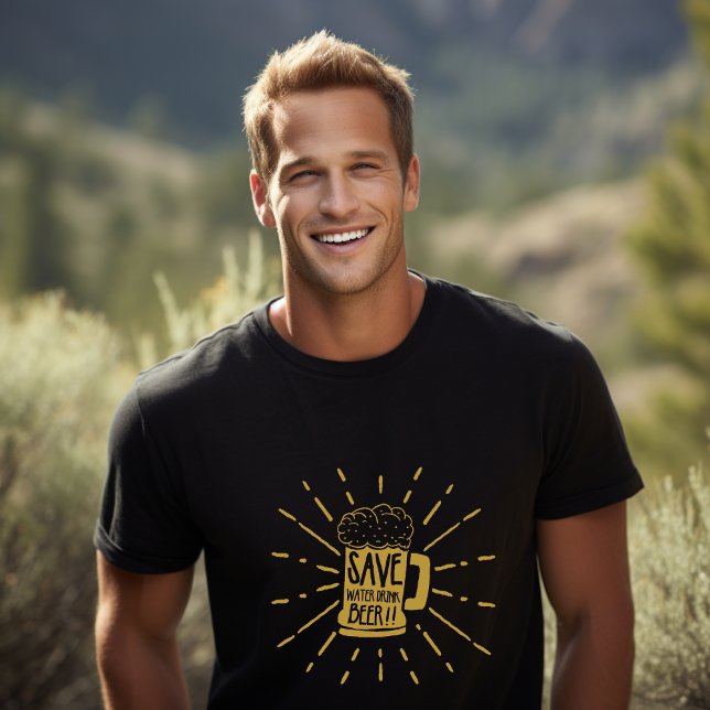 Spara Vatten Drink Beer T-Shirt (Skapare uppladdad)
