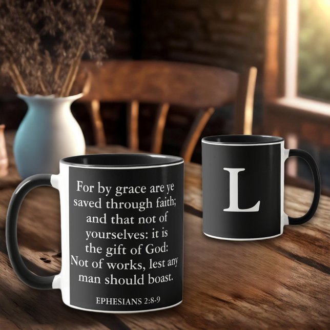Sparad av Grace KJV Bible Verse Christian Monogram Mugg (Skapare uppladdad)