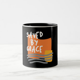 Sparad av Grace - Uppmjukning av kristen citat Två-Tonad Mugg