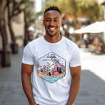 Sparar under Stars Camper Camping T Shirt<br><div class="desc">En levande kameras garanti med citatet: låt sova under stjärnorna,  med en vildmarkscen med berg,  träd och tält.</div>