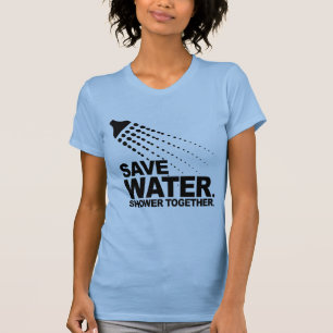 SPARAVATTEN. DUSCH TILLSAMMANS TEE SHIRT