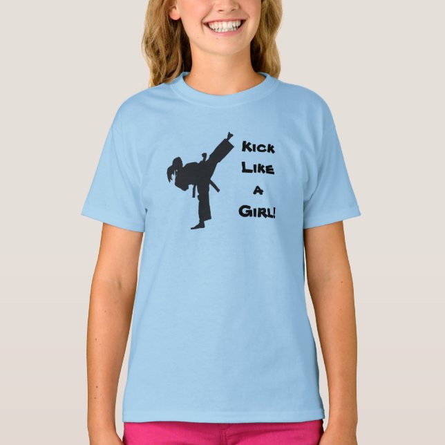 Sparka något liknande som kampsportar Tae Kwon för Tee Shirt (Framsida)