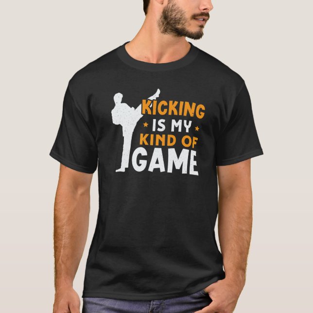 Sparkning är min typ av karate-spel t shirt (Framsida)