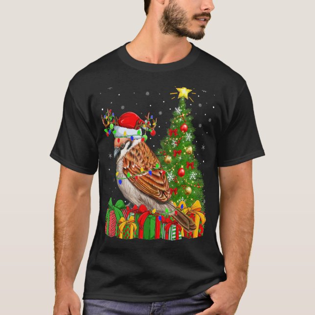 Sparrow Bird Julafton Helgdag Santa Sparrow Christ T Shirt (Framsida)