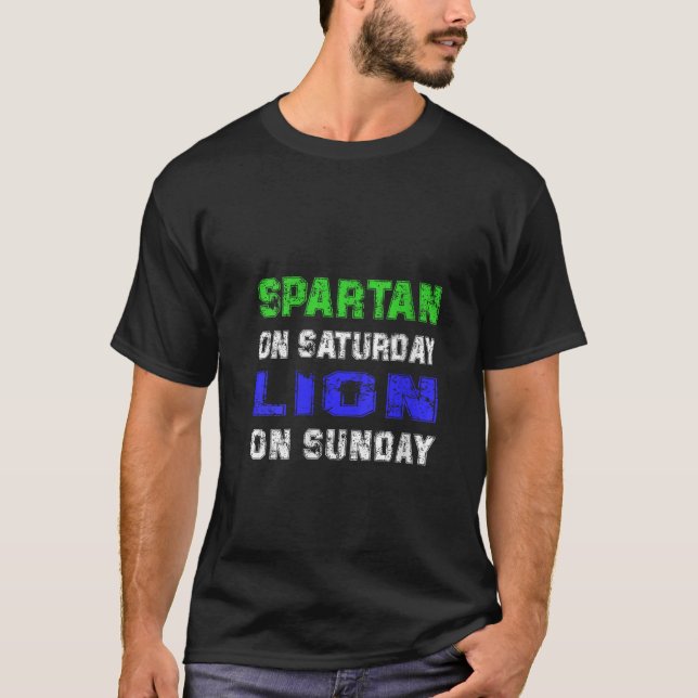 Spartan på lördag Lejonare på Söndag Funny Detroit T Shirt (Framsida)