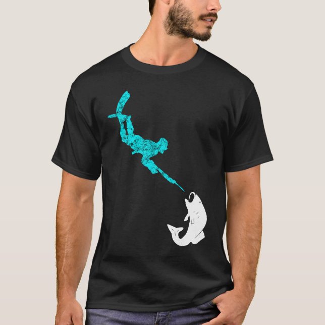 Spearfish Underwater Hunter Spearfisher Hunting T Shirt (Framsida)