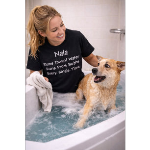 Specialdesignad hundpromenad springer mot vattnet t shirt