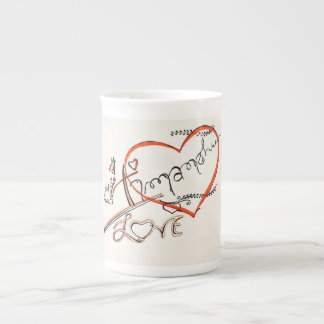 specialdesignad kalligrafi benporslin mugg