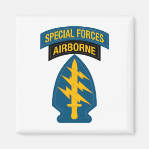 Speciell Forms insignier Airborne Tab Magnet