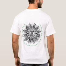 Speciell Heart Chakra Mandala T-shirt för manar