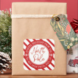 Speciell leverans från jultomten fyrkantigt klistermärke<br><div class="desc">En roligt juldekal från Nordpolen för att förpacka dina julklappar. Designad av Blackberry Boulevard.</div>