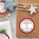 Speciell leverans från North Pole Anpassningsbar S Runt Klistermärke<br><div class="desc">Personligens julklistermärken från jultomtens för barn. Trendigets skrivmaskinsmönster med doodle teckning av en röd nosrenare. Mallen är inställd på redo så att du kan lägga till ditt eget meddelande i mitten - exempeltexten lyder "god jul [DITT NAMN] med kärlek från SANTA". Budskapet frimärke stil runt kant lyder "SPECIELL LEVERANS FRÅN...</div>