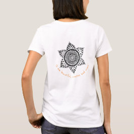 Speciell Sacral Chakra Mandala T-shirt för kvinnor