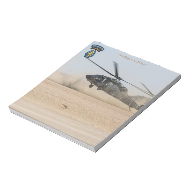 Speciella krafter grönt- kåpa sfg sf-veteranplåste anteckningsblock (Roterad)