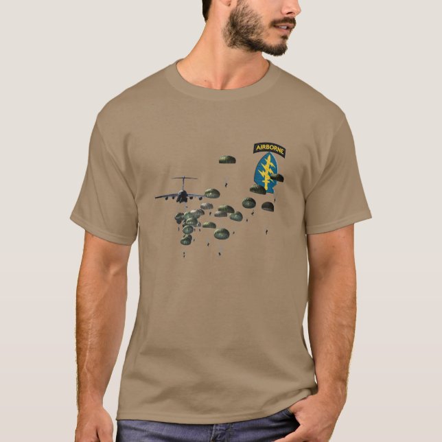 Speciella styrkor Airborne Jumping Paratroopers T Shirt (Framsida)