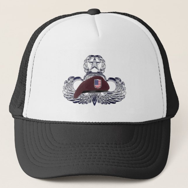 Speciellt designad beret på Airborne Wings s Keps (Framsida)