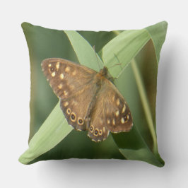 Specklad Wood Butterfly på Grönten Dekorativ kudde