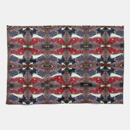 Spegel-bild som genererar upprepad form, över vitt kökshandduk