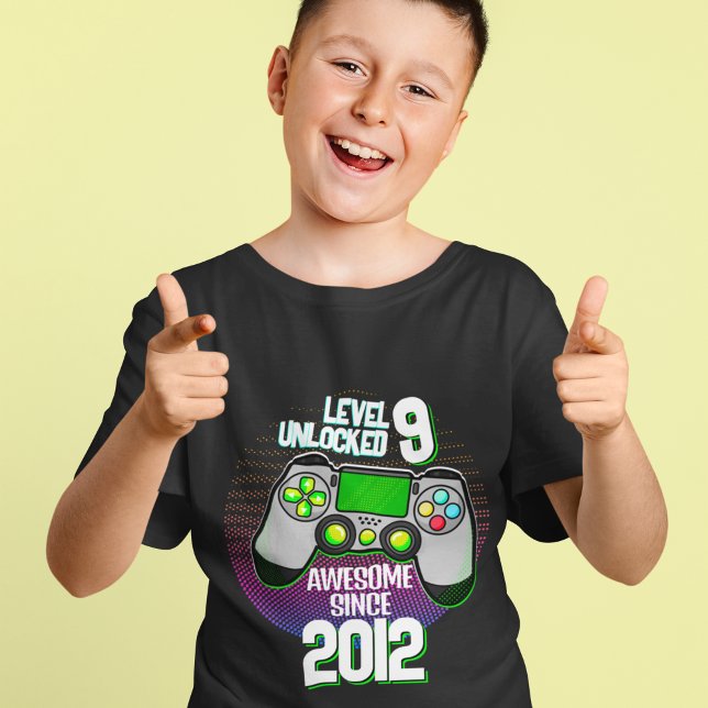 Spel-Födelsedagsfestens kostnadsnivå olåst gåva T Shirt (Skapare uppladdad)