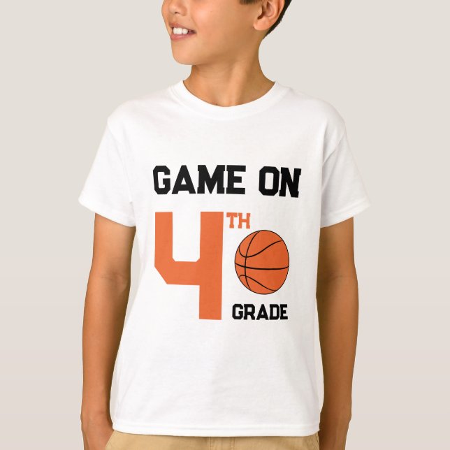 Spel på basketboll i bak-till-skolan, lägg till Kl T Shirt (Framsida)
