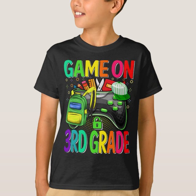 Spel på tredje Klass Back to school T Shirt (Framsida)