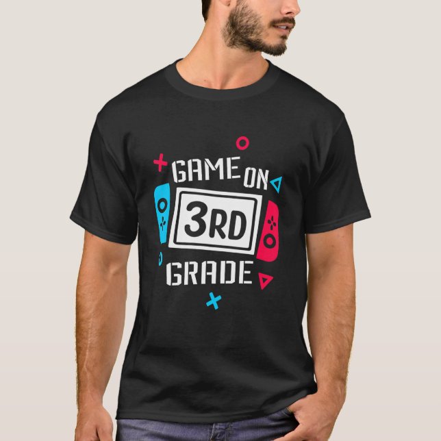 Spel vid tredje Klass-spelen i Back to school Tea T Shirt (Framsida)
