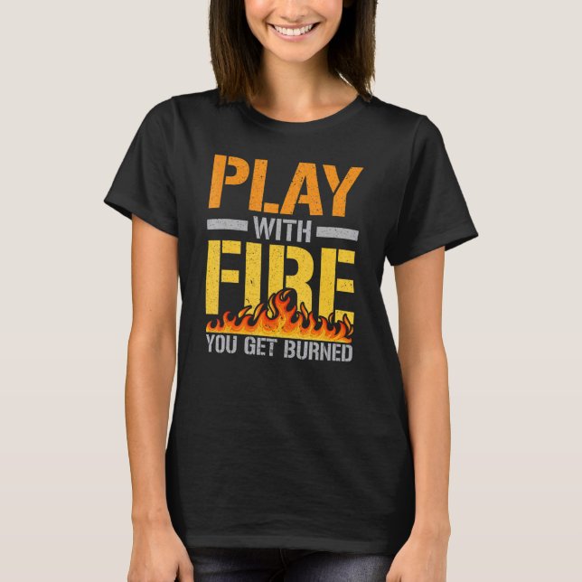 Spela med brandsläckare t shirt (Framsida)