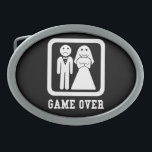 Spela över | Bachelor Stag Party Gift (Black/White<br><div class="desc">Är han gifta sig? Stackars honom, gav över... Ge dig själv den här gåvan från fantastisk till brudgummen, det är roligt och verkligen står ut med den vita designen på svart bakgrund eller vice versa. Det är perfekt för bachelor och stoppa party, duschar, namn! Underbar vit på svart tittar bockle...</div>