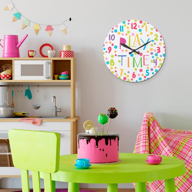Spela upp färgade barn Crayon Circles Square Wall Fyrkantig Klocka (Skapare uppladdad)