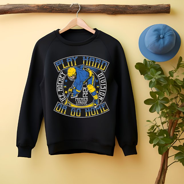Spela upp Hockey Hard eller Go Home T-shirt (Skapare uppladdad)