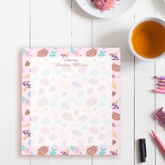 Spelande cheshire Cat Blommigt Rosa Mönster Namn Anteckningsblock (Skapare uppladdad)