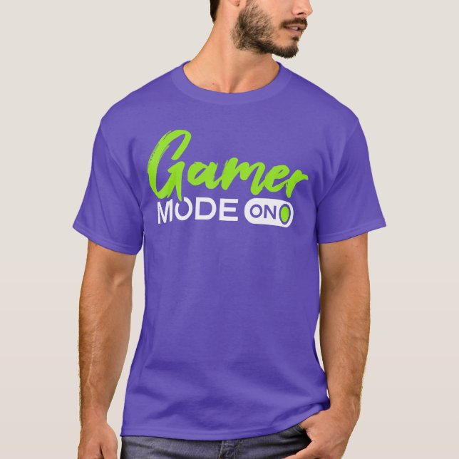 Spelande Gamer-vän T Shirt (Framsida)