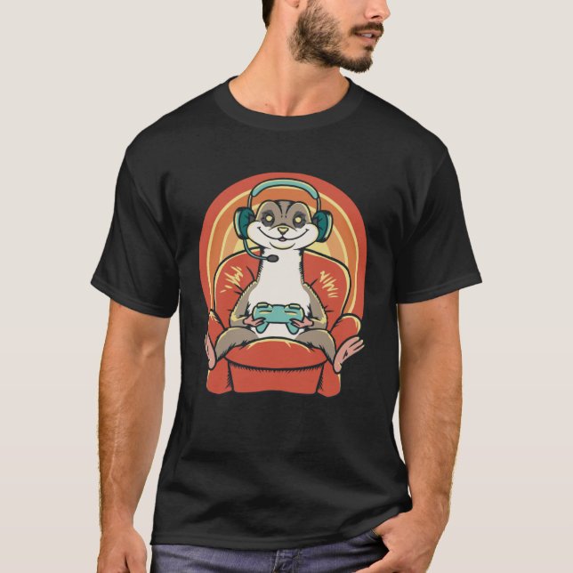 Spelande Mangust Outfit För Spelare T Shirt (Framsida)
