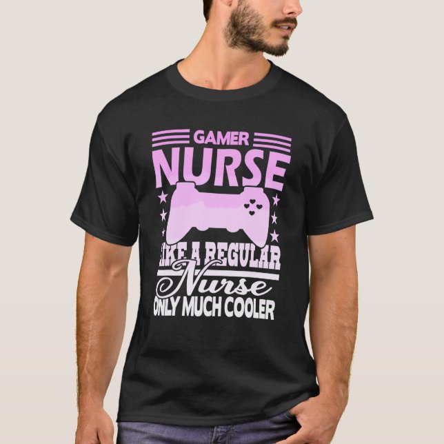 Spelande sjuksköterska t shirt (Framsida)