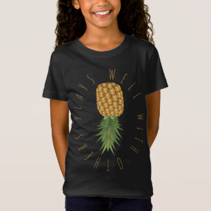 Spelar bra med andra upp och ned på ananas Hawai T Shirt