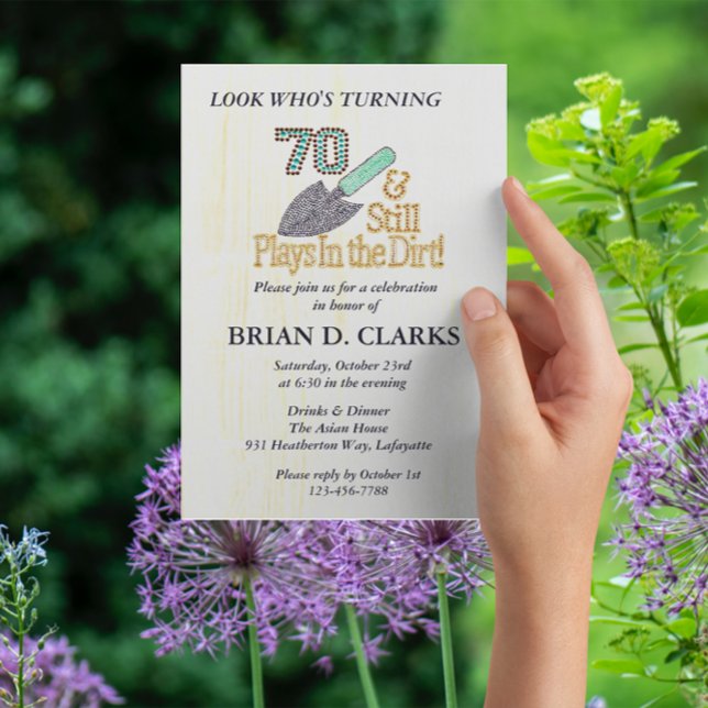 Spelar fortfarande i smutsig  70:e Födelsedagsfest Inbjudningar (Skapare uppladdad)