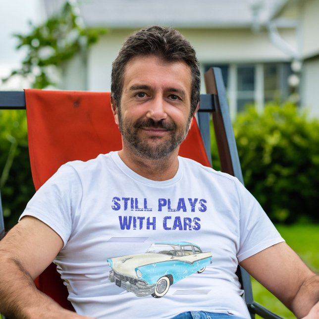 Spelar fortfarande med Cars Unisex T Shirt (Skapare uppladdad)