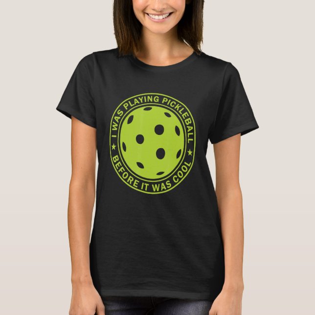 Spelar upp Pickleball innan det var Coola Memory D T Shirt (Framsida)
