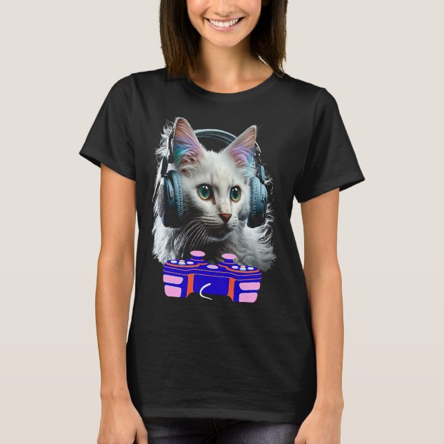 Spelar upp turkiskt angora Katt Player Animaliskt  T Shirt (Framsida)